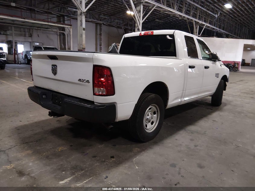 2022 Ram 1500 Classic Tradesman 4X4 6'4 Box