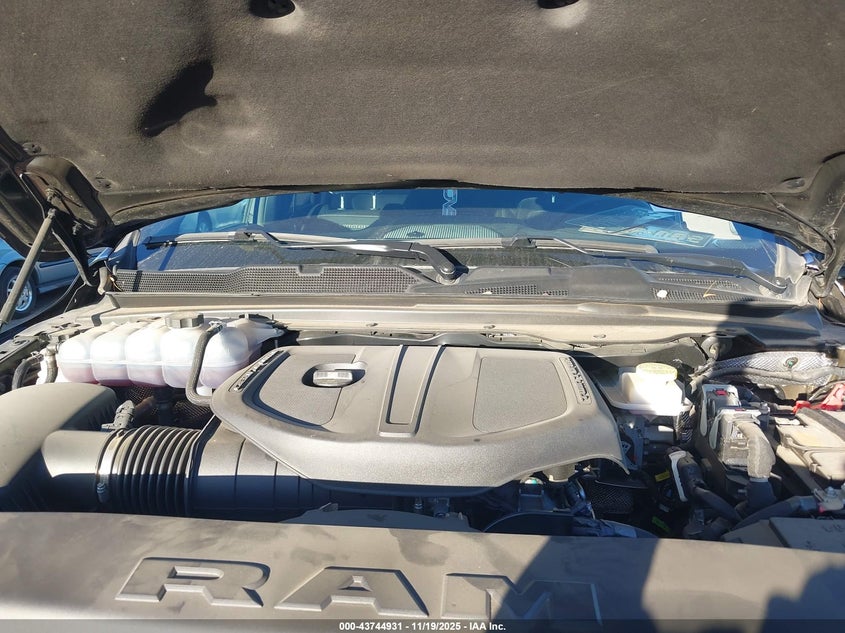 2025 Ram 1500 Laramie 4X4 5'7 Box VIN: 1C6SRFJP5SN567489 Lot: 43744931