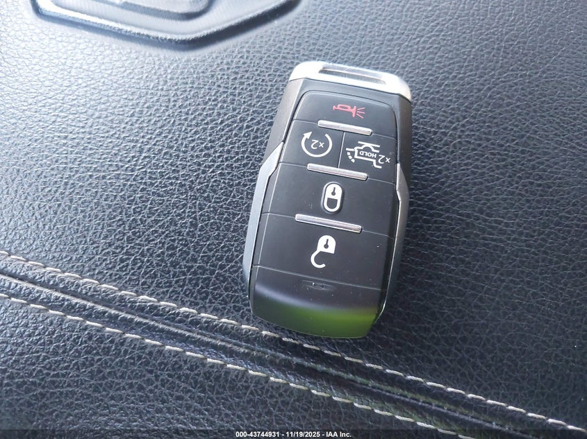 2025 Ram 1500 Laramie 4X4 5'7 Box VIN: 1C6SRFJP5SN567489 Lot: 43744931