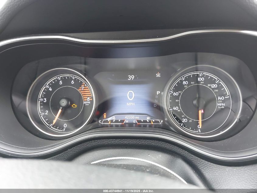 2019 Jeep Cherokee Limited 4X4 VIN: 1C4PJMDX0KD267998 Lot: 43744941