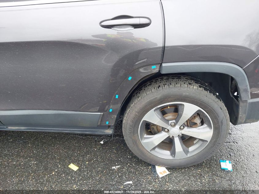 2019 Jeep Cherokee Limited 4X4 VIN: 1C4PJMDX0KD267998 Lot: 43744941