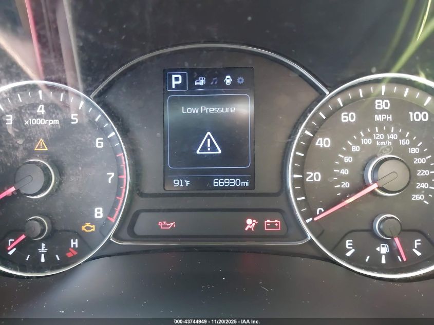 2018 Kia Forte Lx VIN: 3KPFL4A7XJE247250 Lot: 43744949