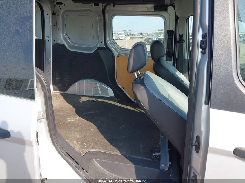 2015 Ford Transit Connect Xl VIN: NM0LE6E7XF1203680 Lot: 43744962