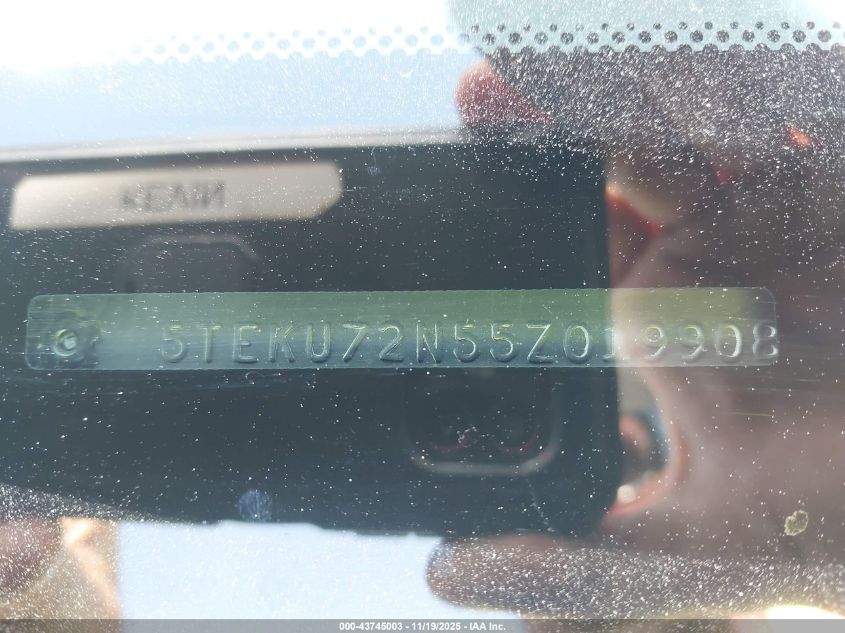 2005 Toyota Tacoma Prerunner V6 VIN: 5TEKU72N55Z019908 Lot: 43745003