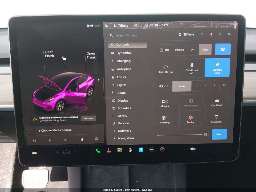 2023 Tesla Model Y Awd/Long Range Dual Motor All-Wheel Drive VIN: 7SAYGDEE5PF890004 Lot: 43745039