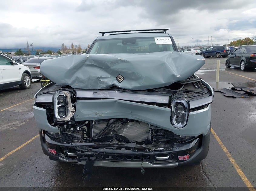 2023 Rivian R1T Adventure Quad Motor Large Pack VIN: 7FCTGAAA0PN022500 Lot: 43745123
