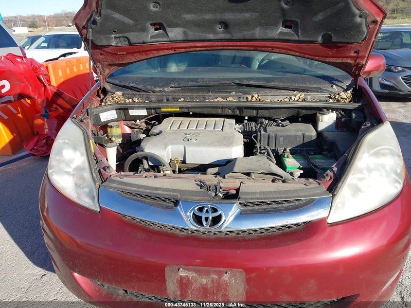 2010 Toyota Sienna Limited VIN: 5TDYK4CCXAS325649 Lot: 43745133