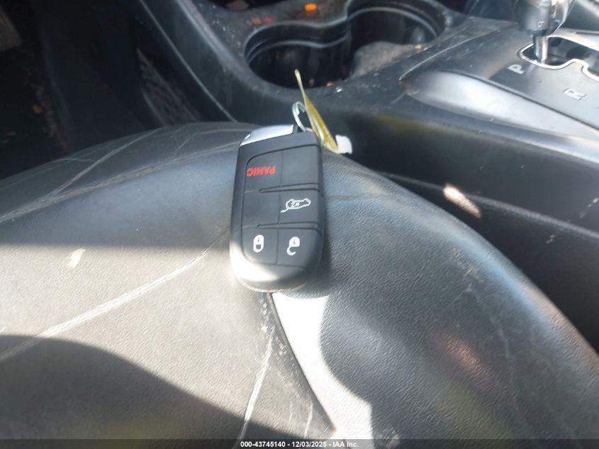 2015 Dodge Journey Crossroad VIN: 3C4PDCGB3FT639223 Lot: 43745140