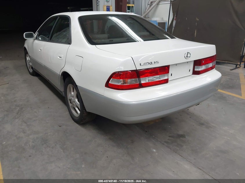 JT8BF28G8Y5102180 2000 LEXUS ES photo no. 3