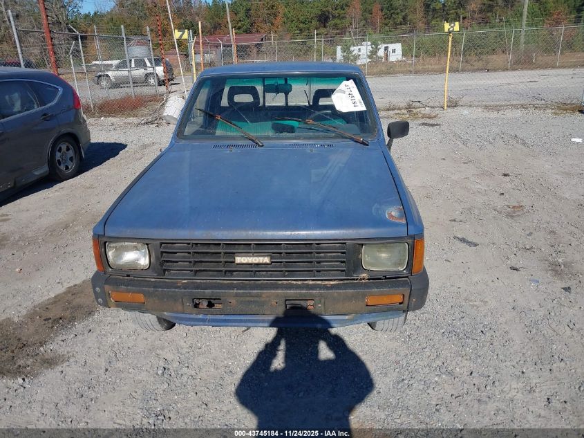 1986 Toyota Pickup 1/2 Ton Rn50 VIN: JT4RN50R3G0185496 Lot: 43745184