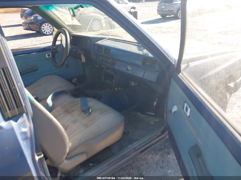 1986 Toyota Pickup 1/2 Ton Rn50 VIN: JT4RN50R3G0185496 Lot: 43745184