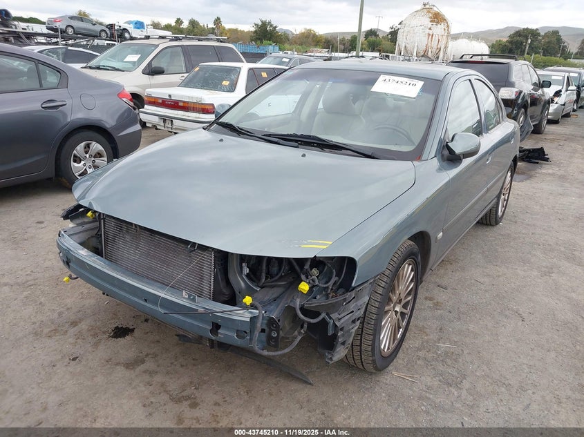 2002 Volvo S60 2.4T VIN: YV1RS58D922101299 Lot: 43745210