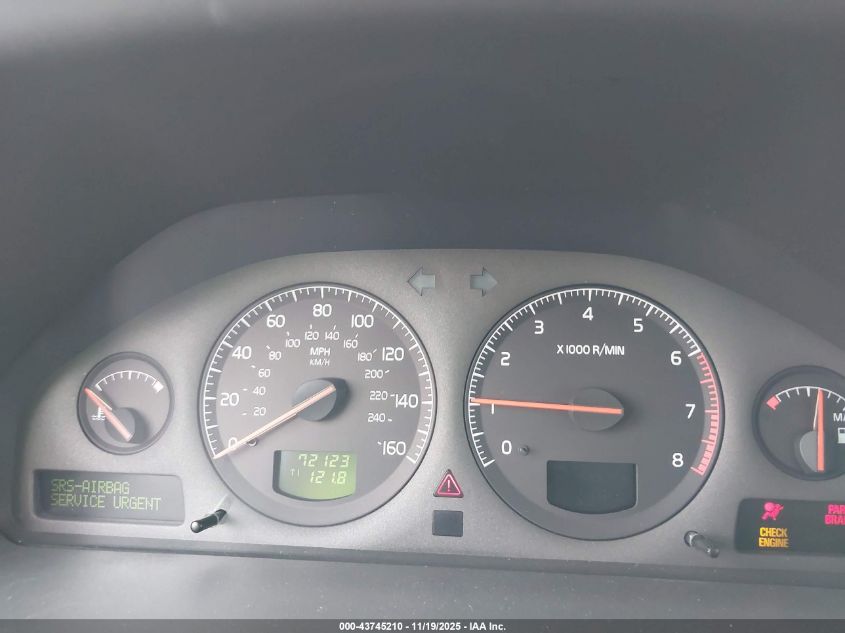 2002 Volvo S60 2.4T VIN: YV1RS58D922101299 Lot: 43745210