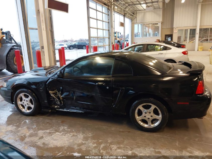 2004 Ford Mustang VIN: 1FAFP406X4F239372 Lot: 43745219