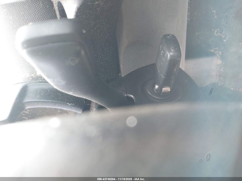 2003 Volkswagen New Beetle Gls 2.0L VIN: 3VWCK21C53M420749 Lot: 43745264