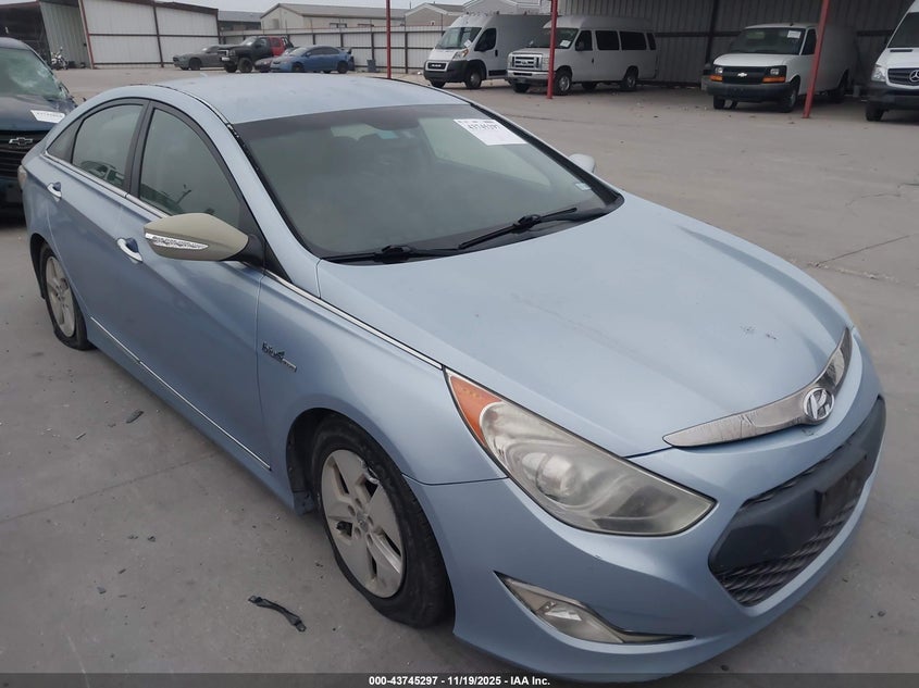 HYUNDAI SONATA HYBRID