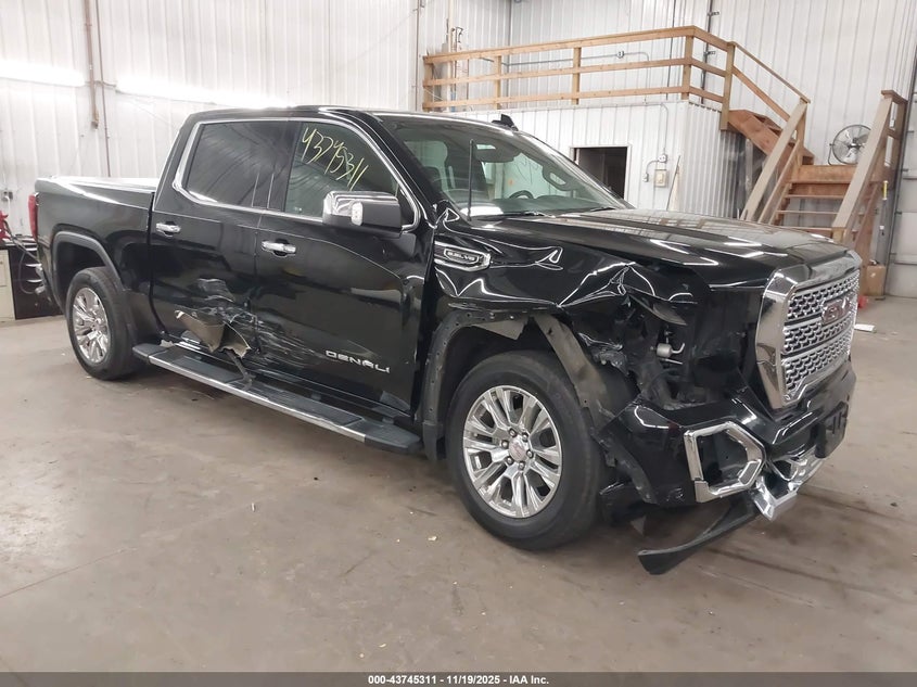 GMC SIERRA 1500 4WD SHORT BOX DENALI