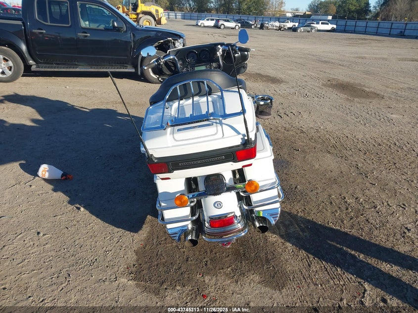 2013 Harley-Davidson Flhtcu Ultra Classic Electra Gld VIN: 1HD1FCM19DB626145 Lot: 43745313