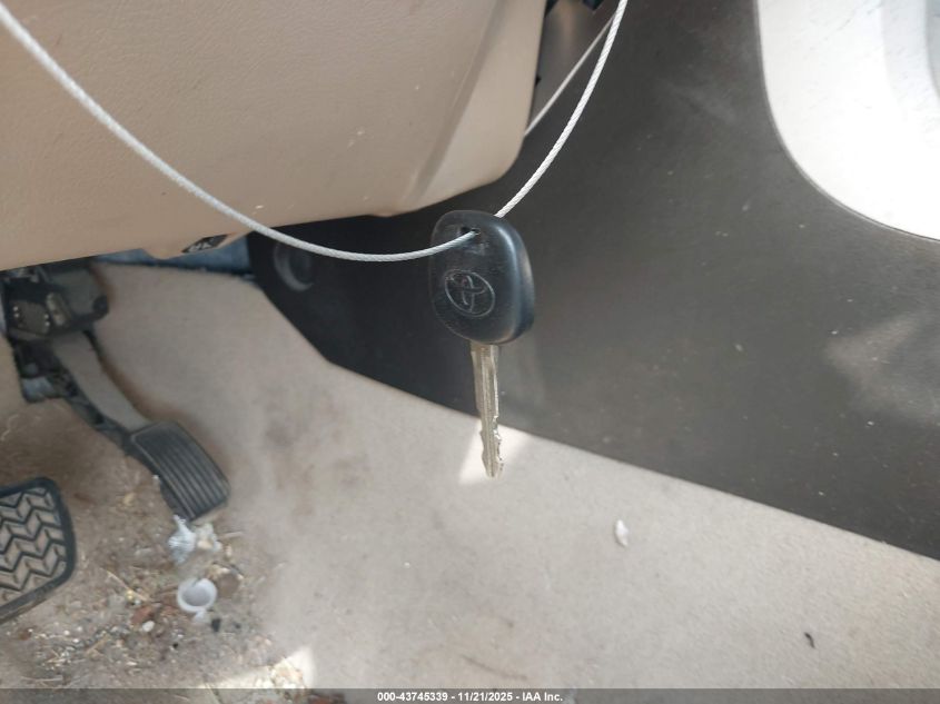 2007 Toyota Tundra Sr5 5.7L V8 VIN: 5TFEV54127X027659 Lot: 43745339