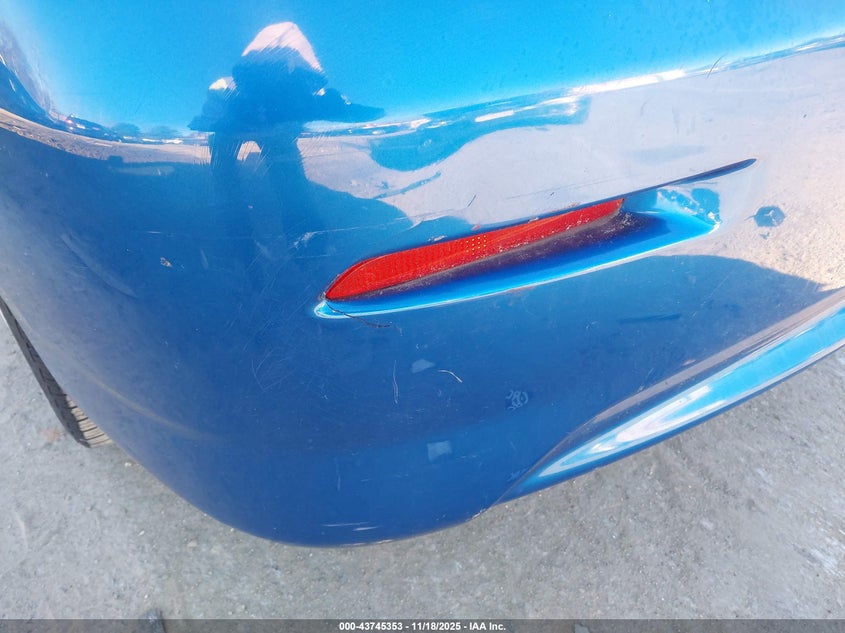 2009 Toyota Matrix VIN: 2T1KU40E29C153370 Lot: 43745353