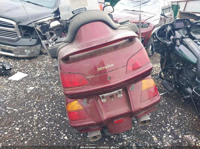 2004 Honda Gl1800 VIN: 1HFSC470X4A306271 Lot: 43745364
