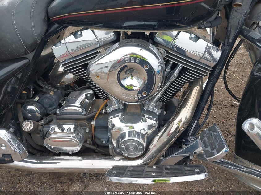 2002 Harley-Davidson Flhr VIN: 1HD1FDV1X2Y633345 Lot: 43745403