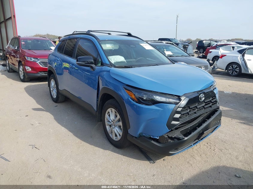 TOYOTA COROLLA CROSS LE