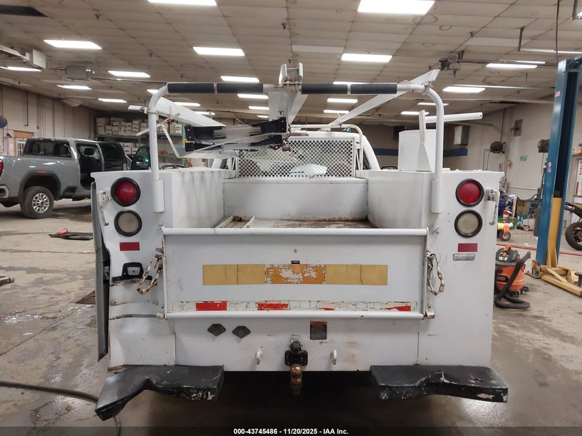 2008 Ford F-350 Xl/Xlt VIN: 1FDWF30548EC54794 Lot: 43745486