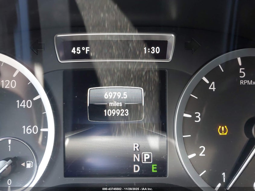 2018 Infiniti Qx30 Premium VIN: SJKCH5CR1JA055742 Lot: 43745582