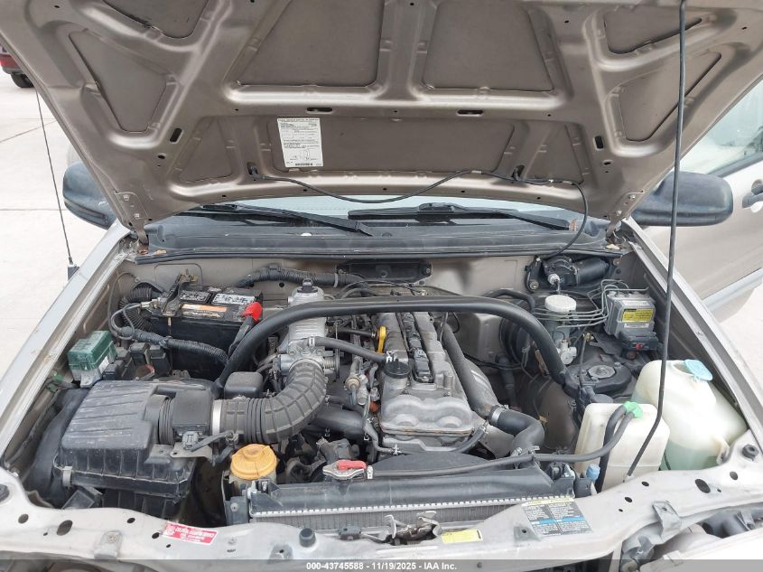 2003 Chevrolet Tracker Hard Top Base VIN: 2CNBE13C936919654 Lot: 43745588