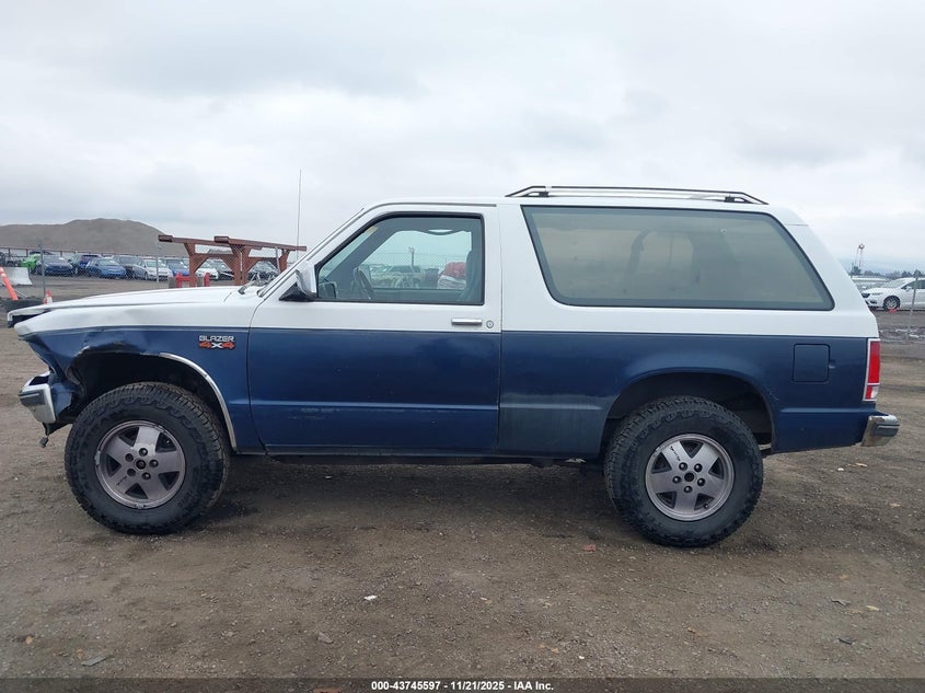 1989 Chevrolet Blazer S10 VIN: 1GNCT18ZXK0142766 Lot: 43745597