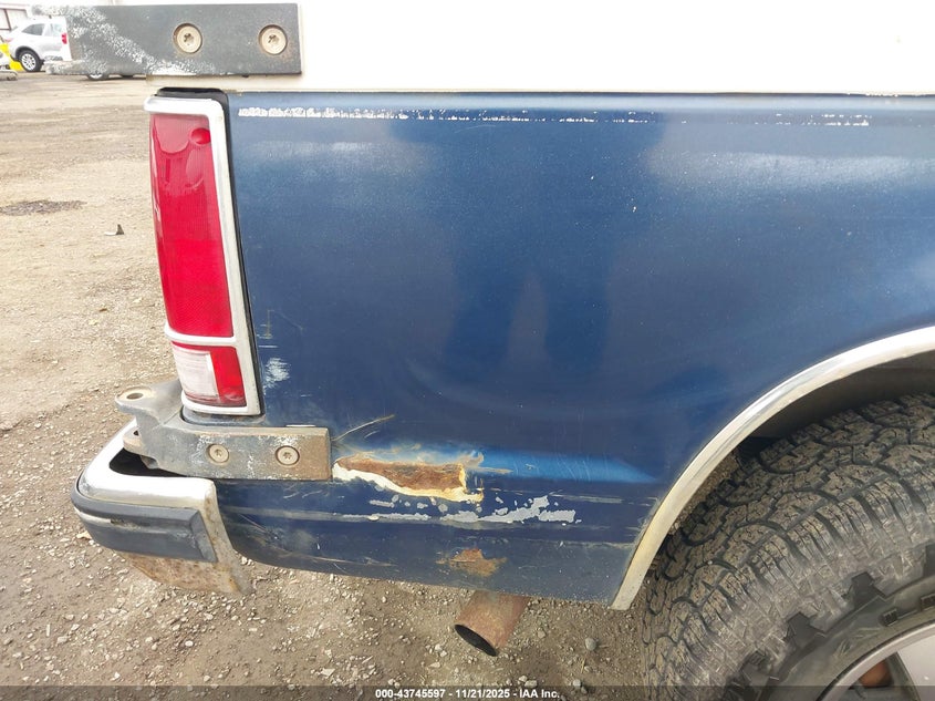 1989 Chevrolet Blazer S10 VIN: 1GNCT18ZXK0142766 Lot: 43745597