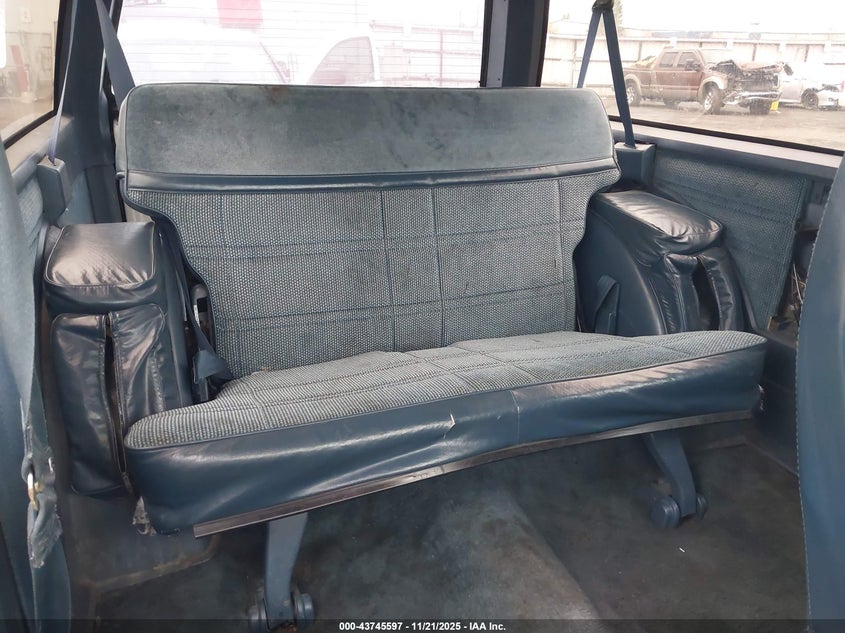 1989 Chevrolet Blazer S10 VIN: 1GNCT18ZXK0142766 Lot: 43745597