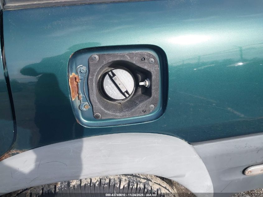 1999 Toyota Rav4 VIN: JT3HP10V7X7143324 Lot: 43745610