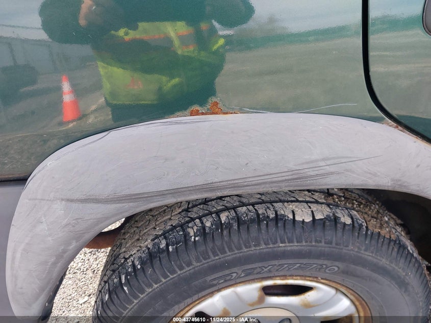 1999 Toyota Rav4 VIN: JT3HP10V7X7143324 Lot: 43745610