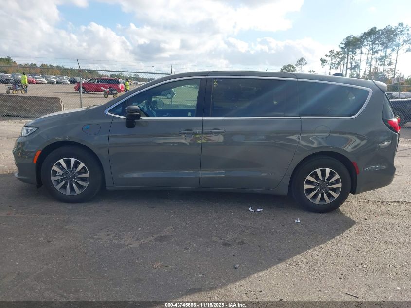 2025 Chrysler Pacifica - 2C4RC1S76SR565392