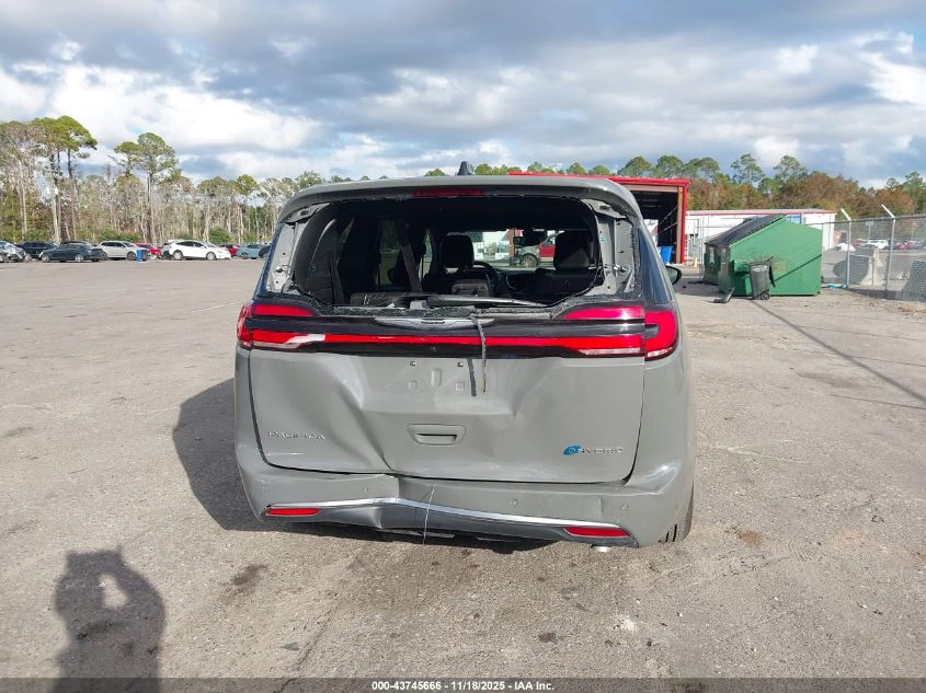 2025 Chrysler Pacifica - 2C4RC1S76SR565392