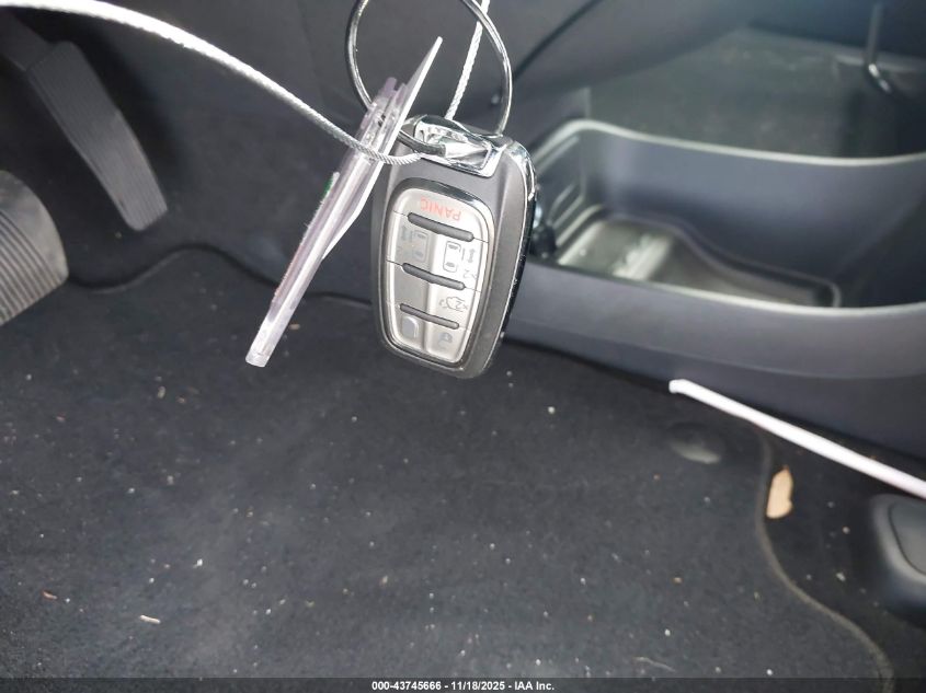 2025 Chrysler Pacifica - 2C4RC1S76SR565392