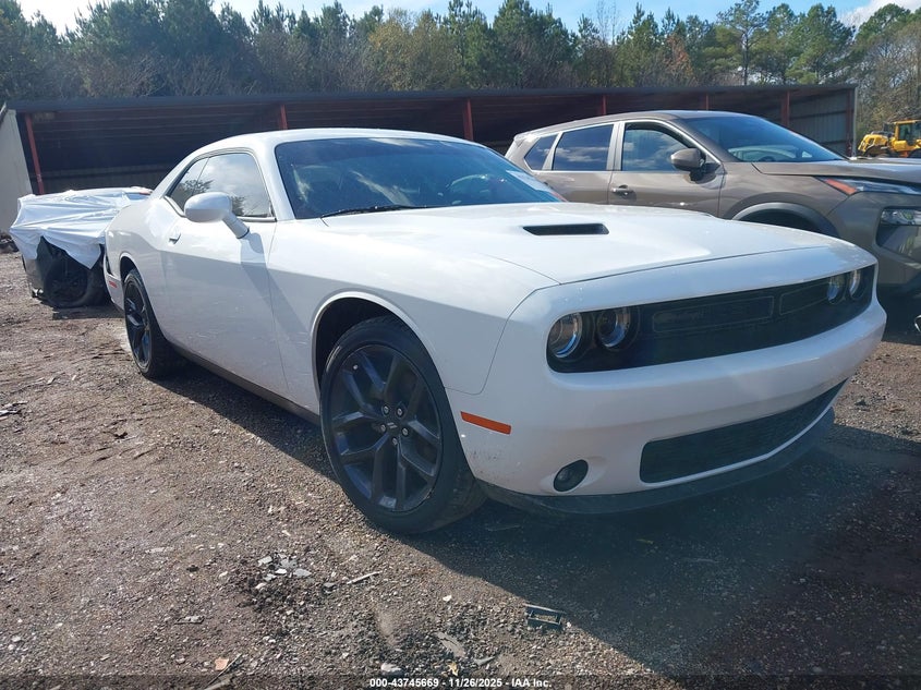 DODGE CHALLENGER SXT