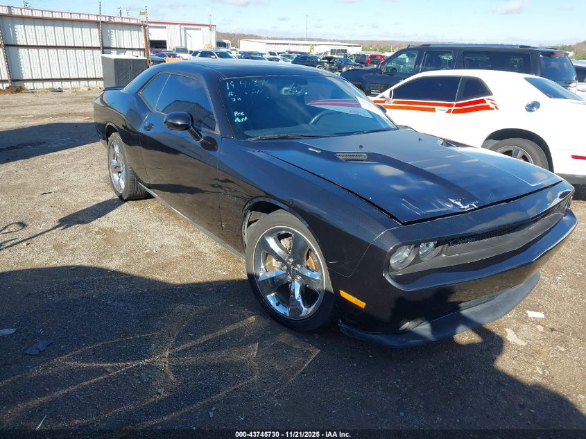 DODGE CHALLENGER R/T PLUS