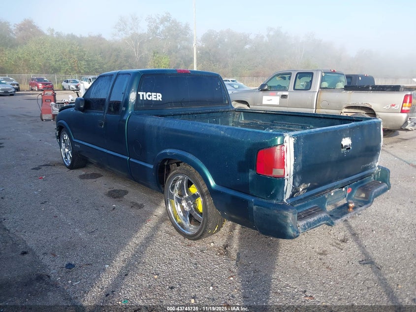1GCCS19X0T8120240 1996 CHEVROLET S-10 PICKUP photo no. 3