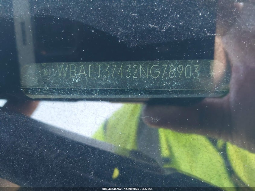 2002 BMW 325I VIN: WBAET37432NG78903 Lot: 43745752