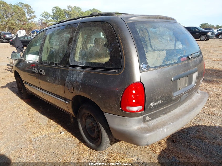 2P4FP25B6VR395161 1997 PLYMOUTH VOYAGER photo no. 3