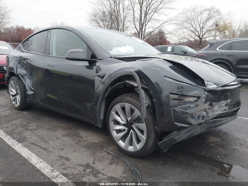 TESLA MODEL Y LONG RANGE DUAL MOTOR ALL-WHEEL DRIVE
