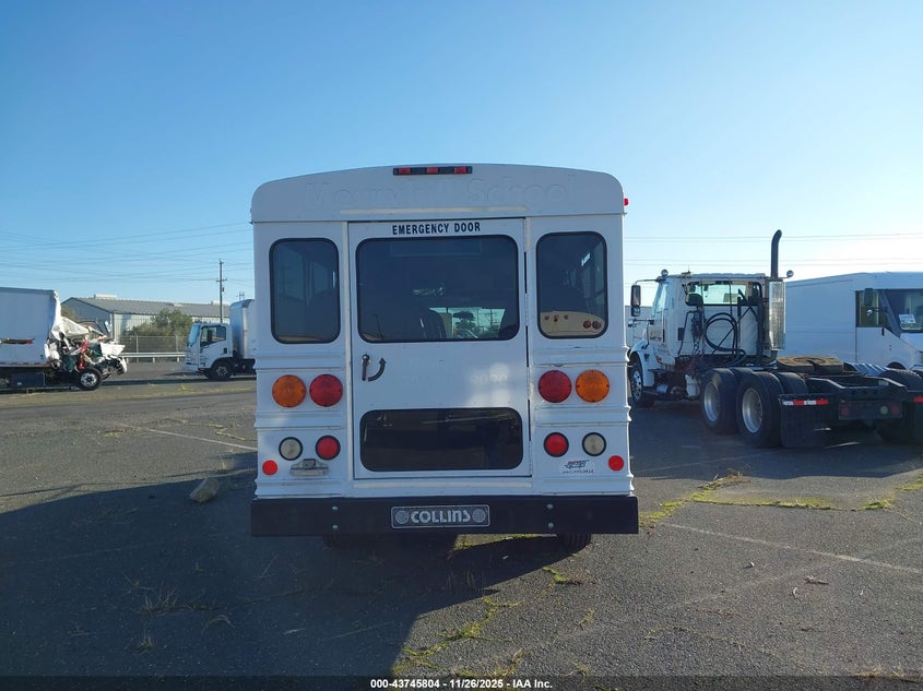 2006 Chevrolet Express Cutaway Work Van VIN: 1GBHG31V461256661 Lot: 43745804
