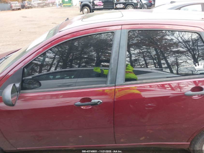 2007 Ford Focus S/Se/Ses VIN: 1FAHP37N87W209081 Lot: 43745851