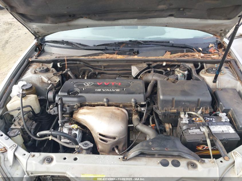 2003 Toyota Camry Le VIN: 4T1BE32K23U760661 Lot: 43745861