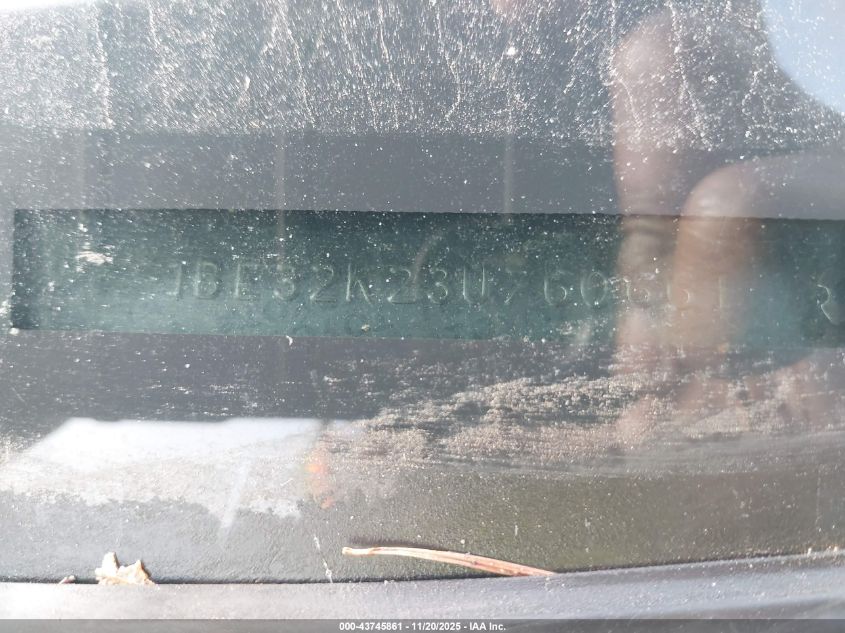 2003 Toyota Camry Le VIN: 4T1BE32K23U760661 Lot: 43745861