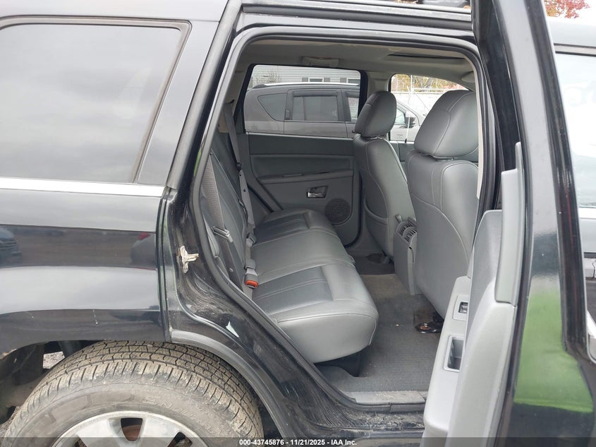 2006 Jeep Grand Cherokee Limited VIN: 1J4HR58296C211386 Lot: 43745876