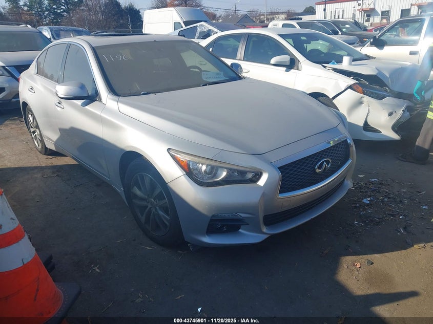 INFINITI Q50 2.0T PREMIUM
